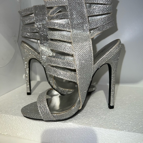 Brand new silver sexy heels - Picture 2 of 5
